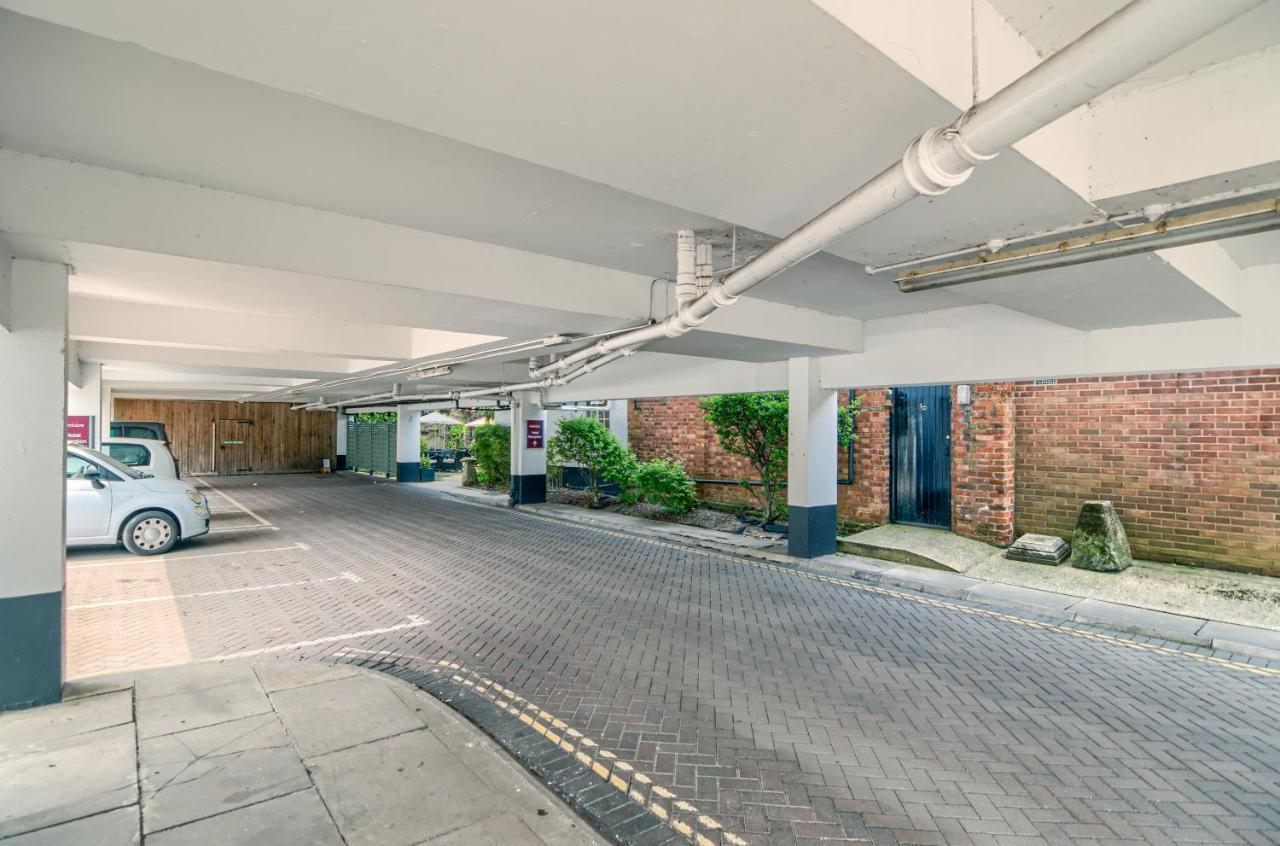 Mercure Salisbury White Hart Hotel & Apartments Exteriör bild