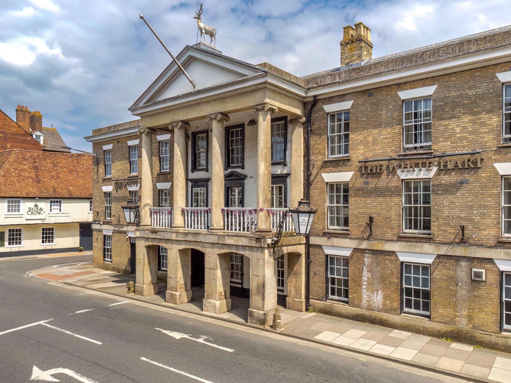 Mercure Salisbury White Hart Hotel & Apartments Exteriör bild
