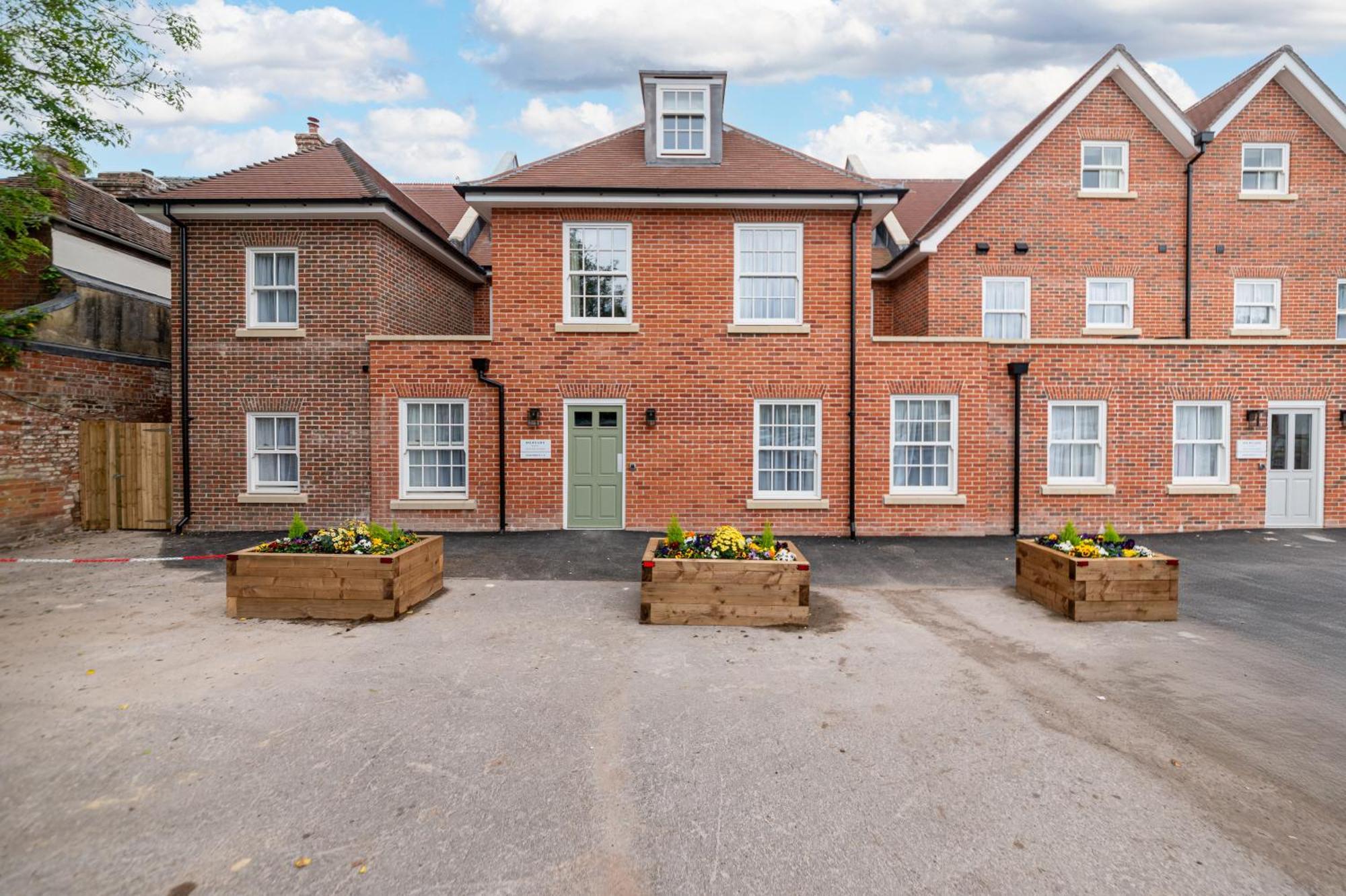Mercure Salisbury White Hart Hotel & Apartments Exteriör bild